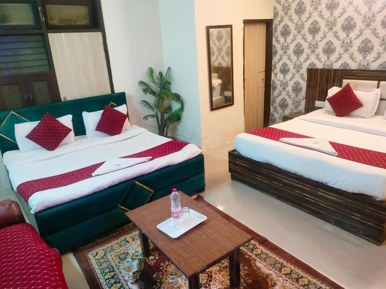 Suites Admiral Delhi Airport New Delhi Exteriör bild